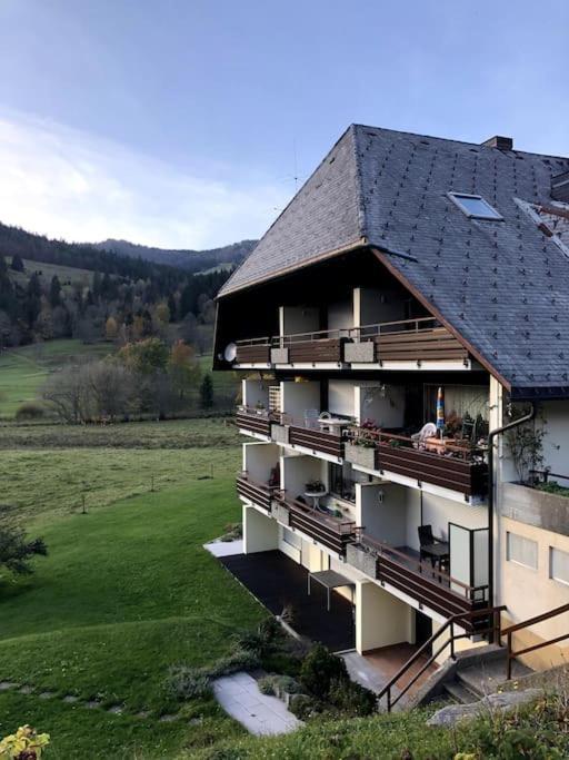 Schwarzwald Loft Menzenschwand Apartment ภายนอก รูปภาพ